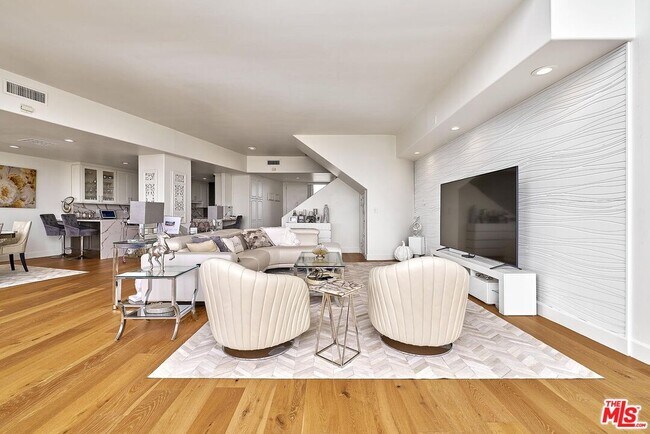 Building Photo - 4337 Marina City Dr