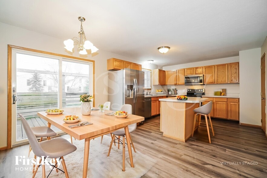 Building Photo - 1211 Sassafras Ln