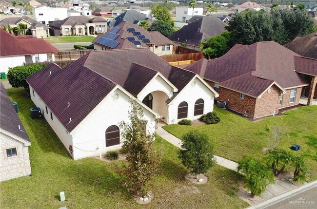 Primary Photo - 703 Delta Dr
