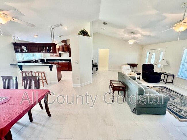 Building Photo - 4114 Rock Creek Dr