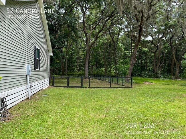 Building Photo - 52 Canopy Ln