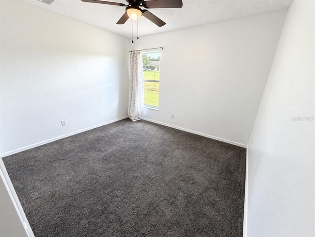 Building Photo - 1325 Oakwood Ct