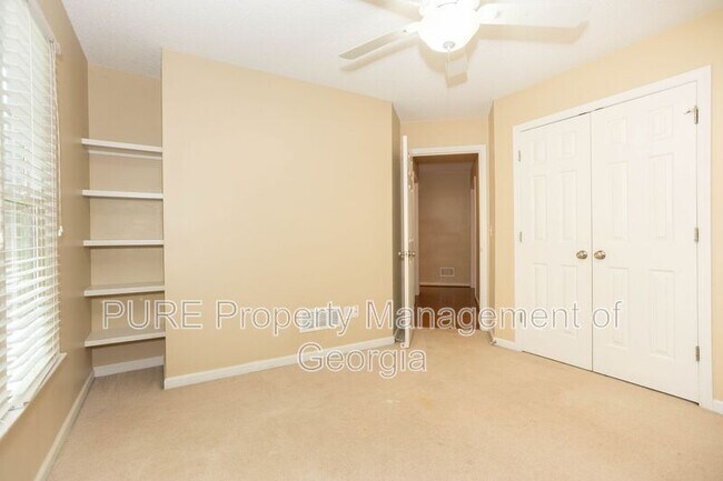 Building Photo - 2443 Doubletree Dr NW
