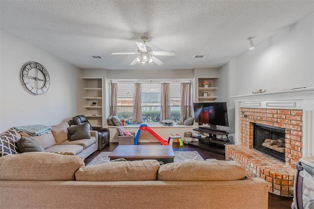 Building Photo - 4210 Oak Mt Dr