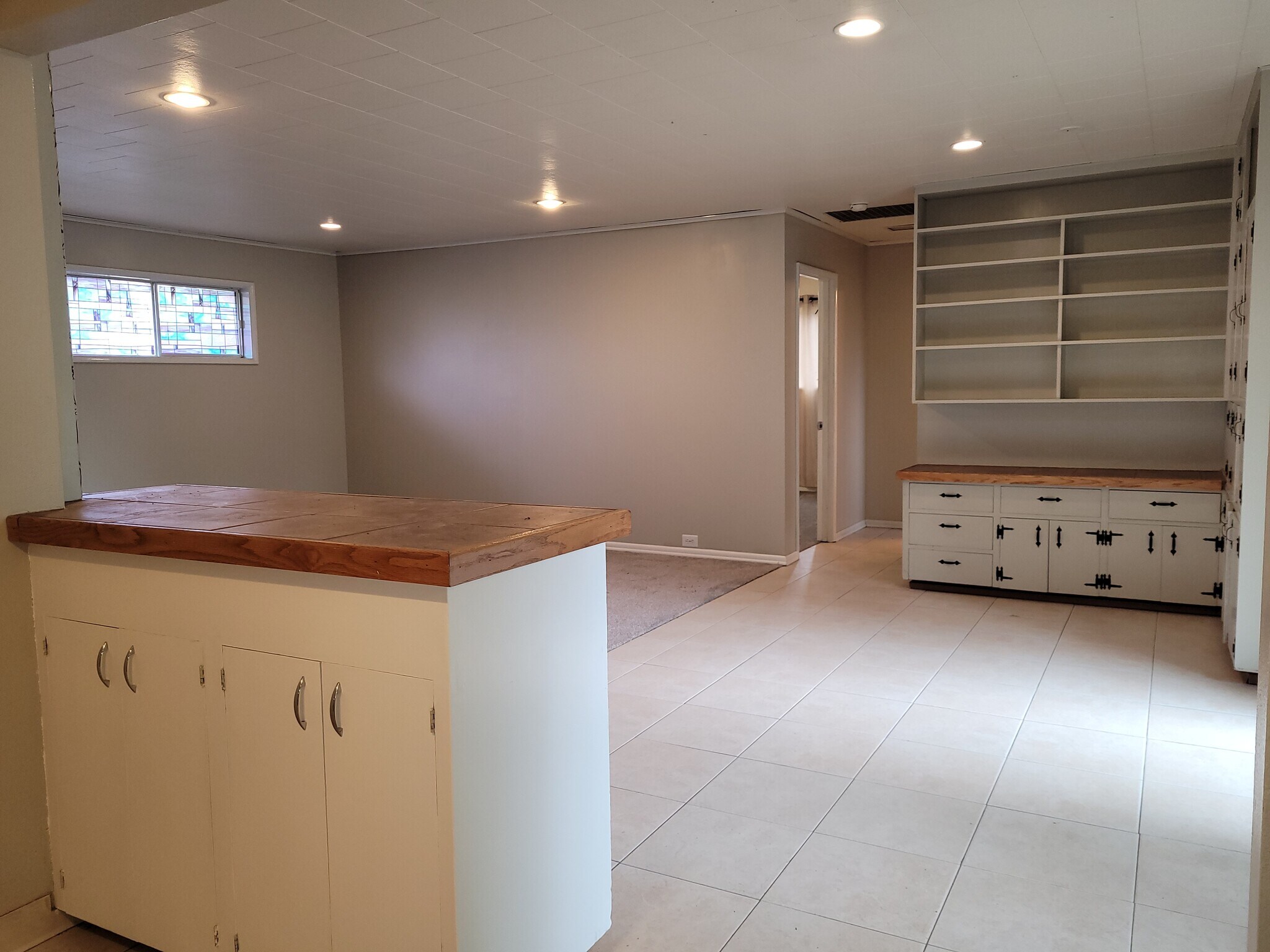 REAR LIVING ROOM - 5955 SW 179th Ave