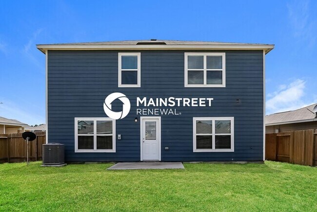 Building Photo - 5 Bedroom Pet-Friendly Home in Magnolia, TX with Main Street Renewal