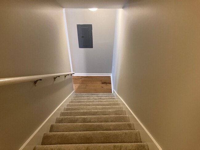 Building Photo - 2 Bedroom / 2.5 Bathroom @ Brighton Bay