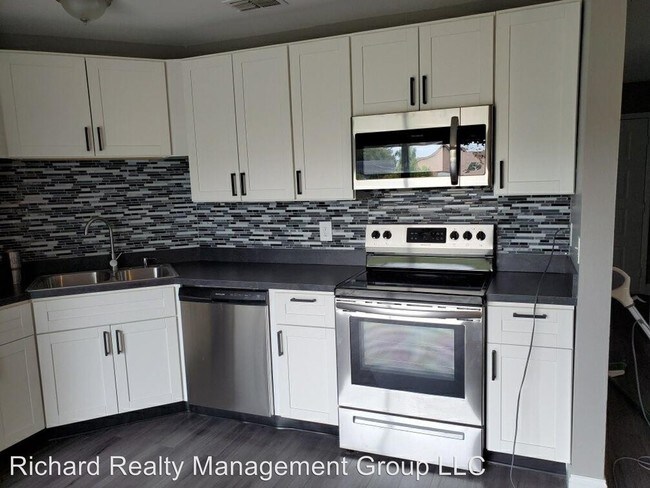 Building Photo - 4 br, 2 bath House - 1020 Lester Ridge Court