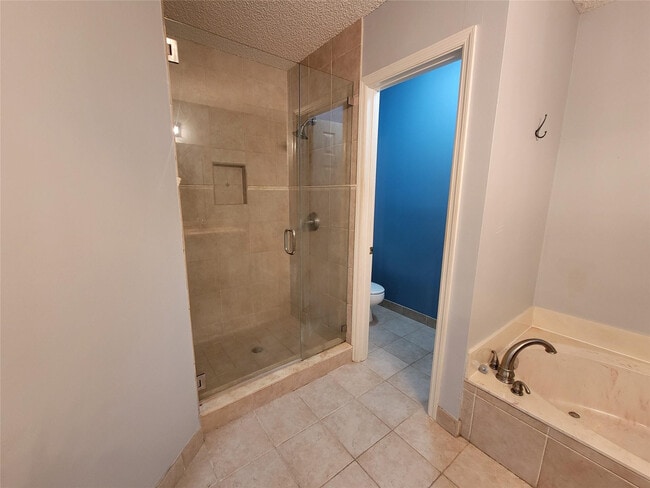 Building Photo - 1505 Harbour Side Dr