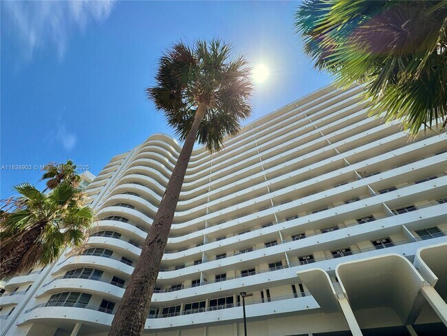 Building Photo - 5555 Collins Ave