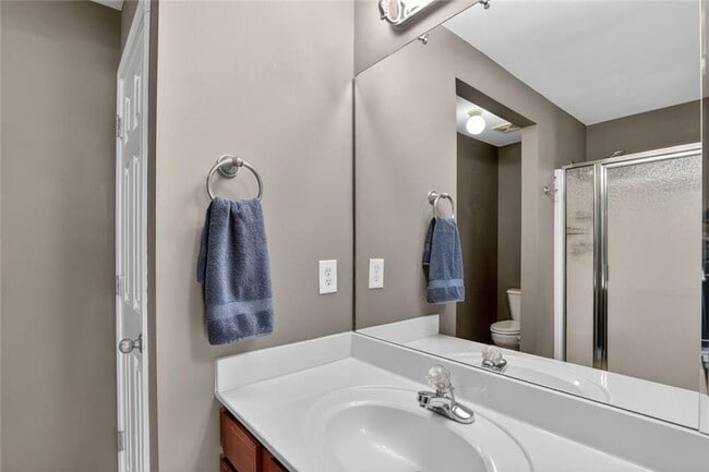 Building Photo - 1656 Granville Ct