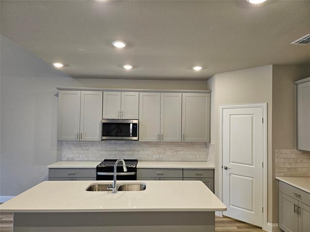 Building Photo - 211 Quarry St