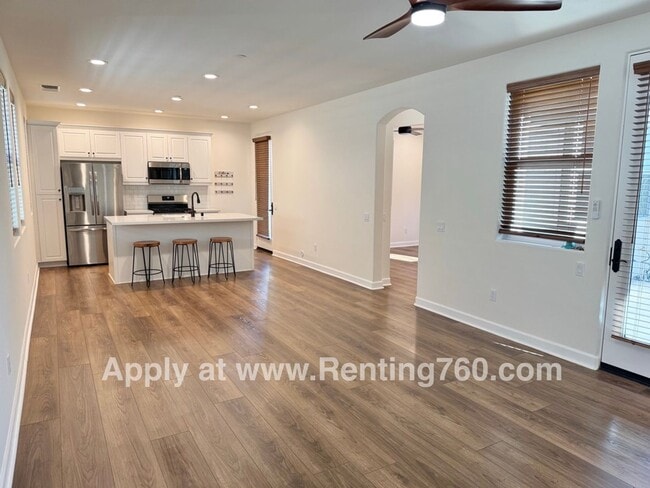 Building Photo - Picturesque Home In 55+ Desert Vista Community!