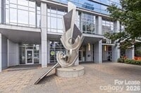 Building Photo - 333 W Trade St