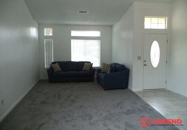 Building Photo - Lovely Home in Rosedale Cul-De-Sac!