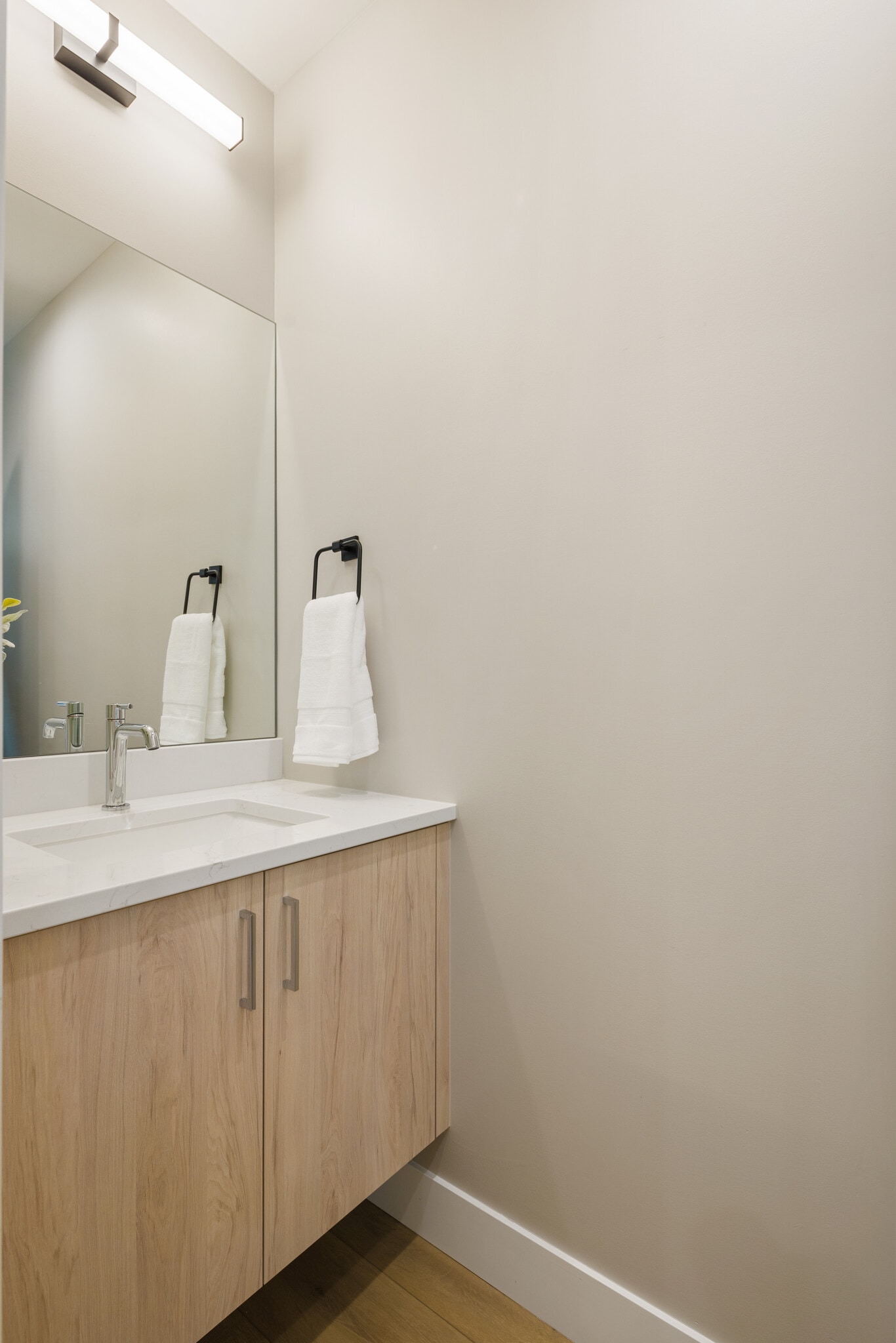 Building Photo - 2025 W 48th Ave