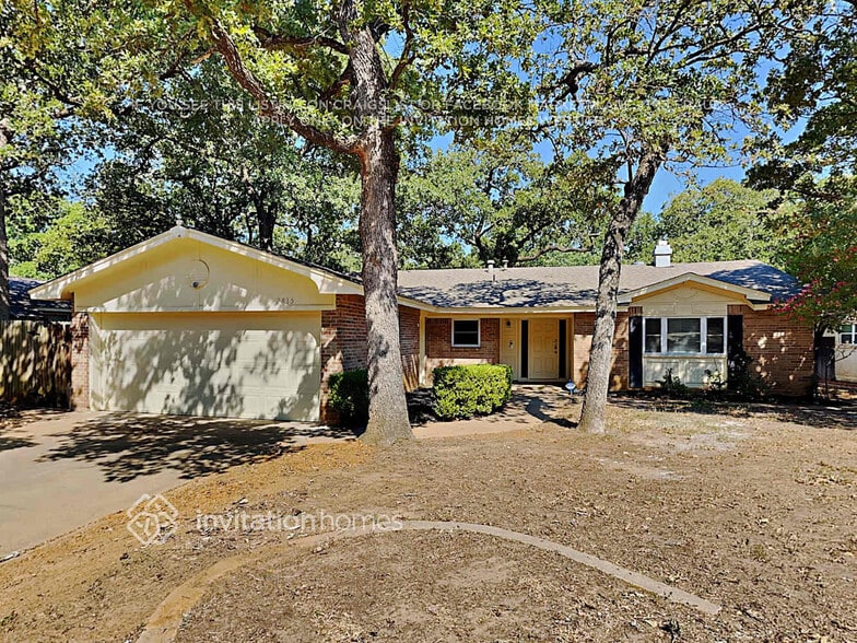 Primary Photo - 2815 Norwood Ln