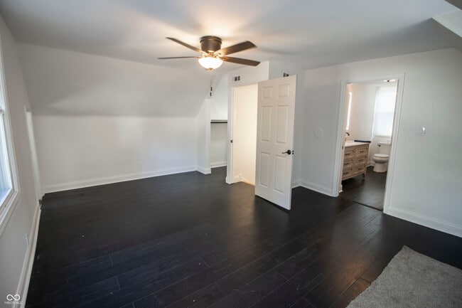 Building Photo - 1383 Cherry St