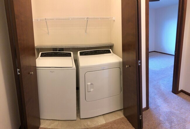 Washer and Dryer - 1902 Wrigley St
