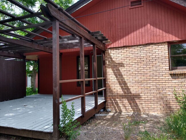 Building Photo - Available Now! Lakewood 2 Bed 2 Bath Duplex w/ Garage and Large Fenced Yard