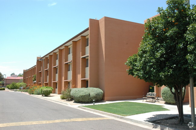 Primary Photo - Paradise Valley Baptist Retirement Center