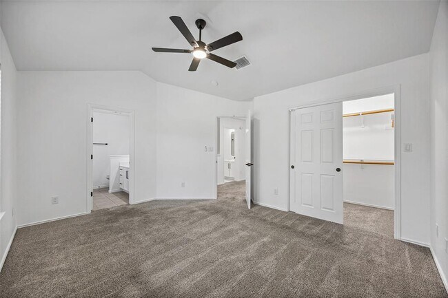 Building Photo - 4501 Whispering Valley Dr
