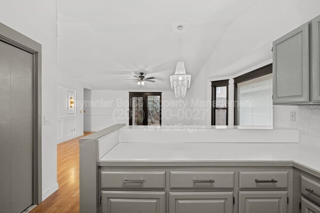 Building Photo - 2698 E Bergeson St