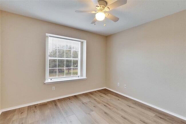 Building Photo - 14116 Harris Ridge Blvd