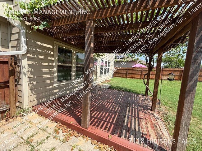 Building Photo - 7118 Hibiscus Falls