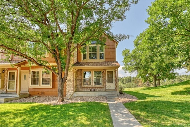 Primary Photo - Charming Condo with Modern Upgrades in Roc...