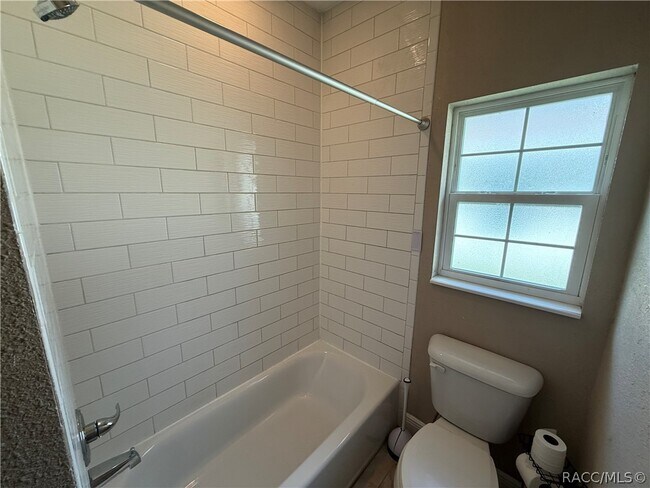 Building Photo - 3047 W Kirkwood Pl