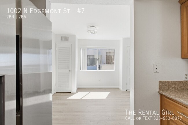 Building Photo - 1002 N Edgemont St