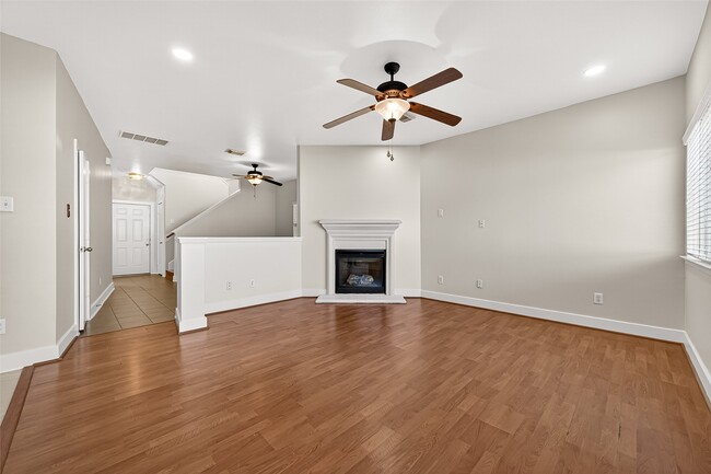 Building Photo - 6247 Settlers Lake Cir E