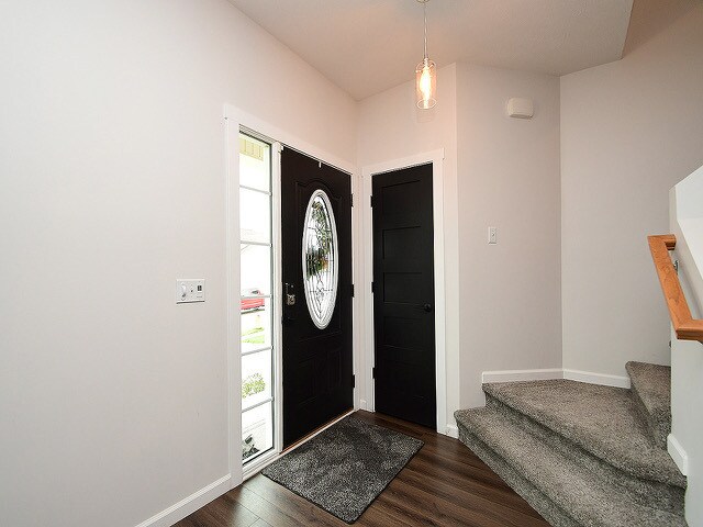 Building Photo - 14902 Mormon St