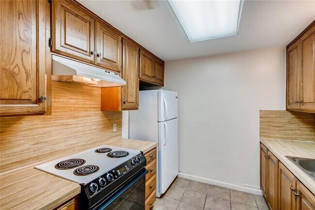 Building Photo - 2529 Rio Grande St