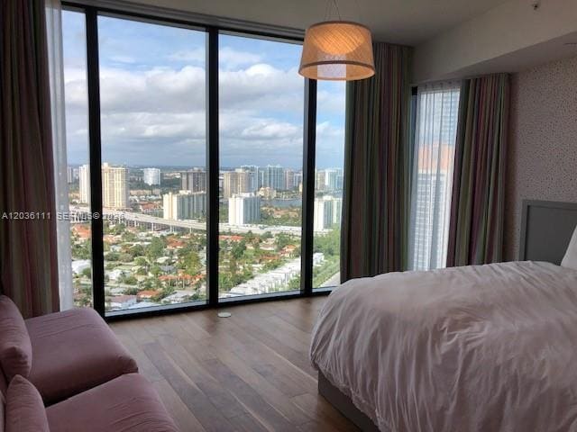 Building Photo - 18555 Collins Ave