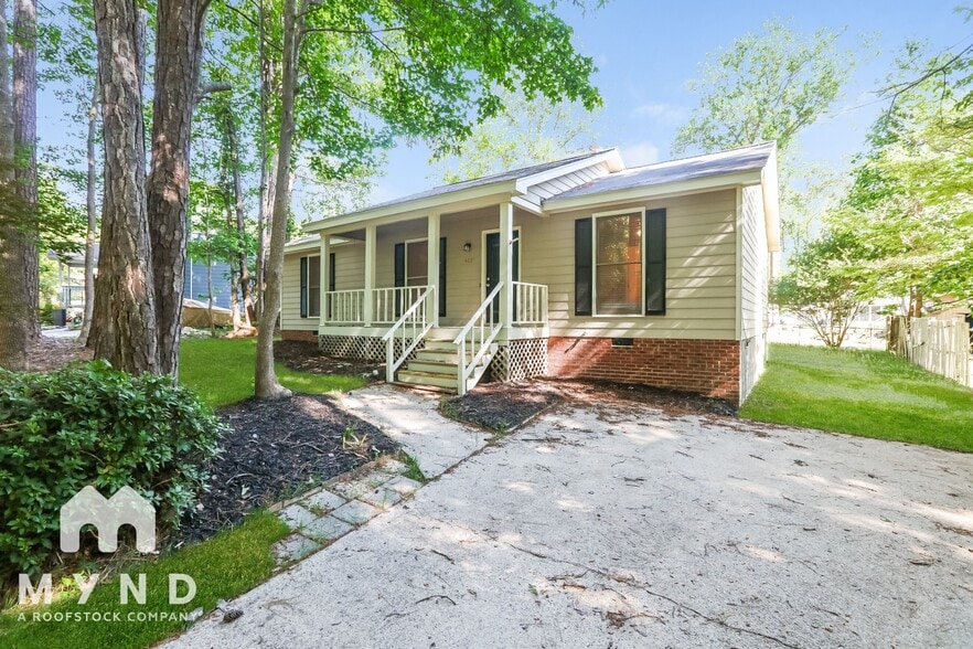 Primary Photo - 4225 Labrador Dr