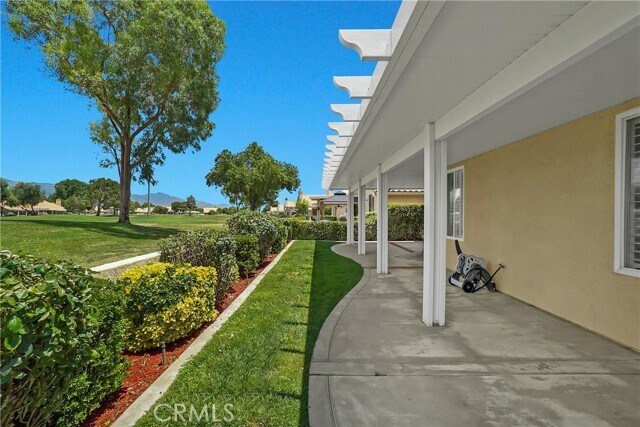 Building Photo - 5211 Mission Hills Dr
