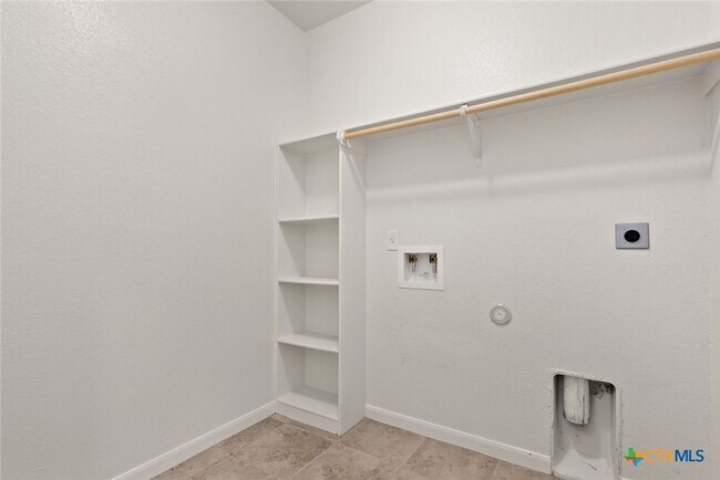 Building Photo - 2707 Camp Cooper Dr