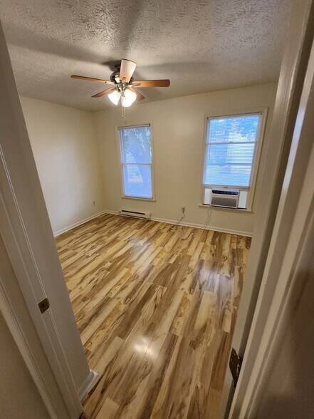 Building Photo - 542 N Loudoun St