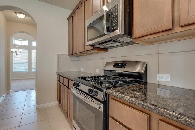 Building Photo - 26907 Skylark Blf Trl