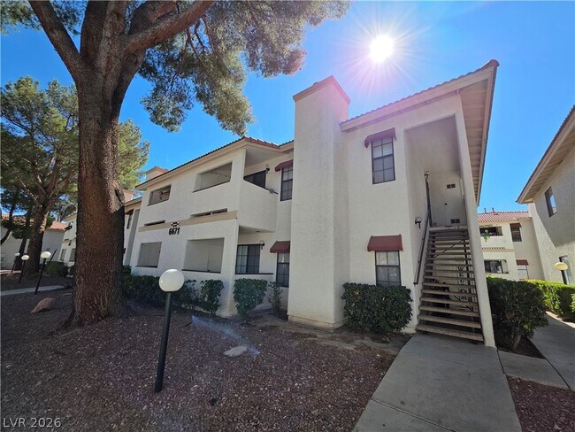 Building Photo - 6671 W Tropicana Ave