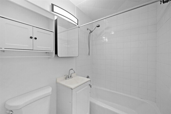 Building Photo - 56 S Highland Ave