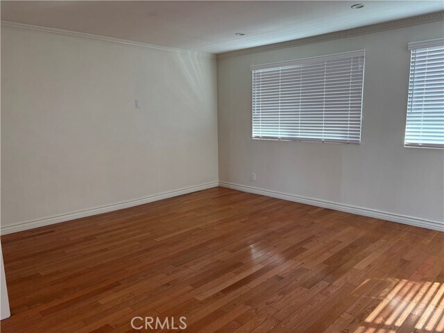 Building Photo - 11246 Lull St