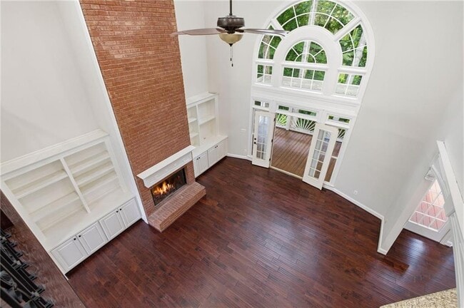 Building Photo - 730 Rose Creek Cir