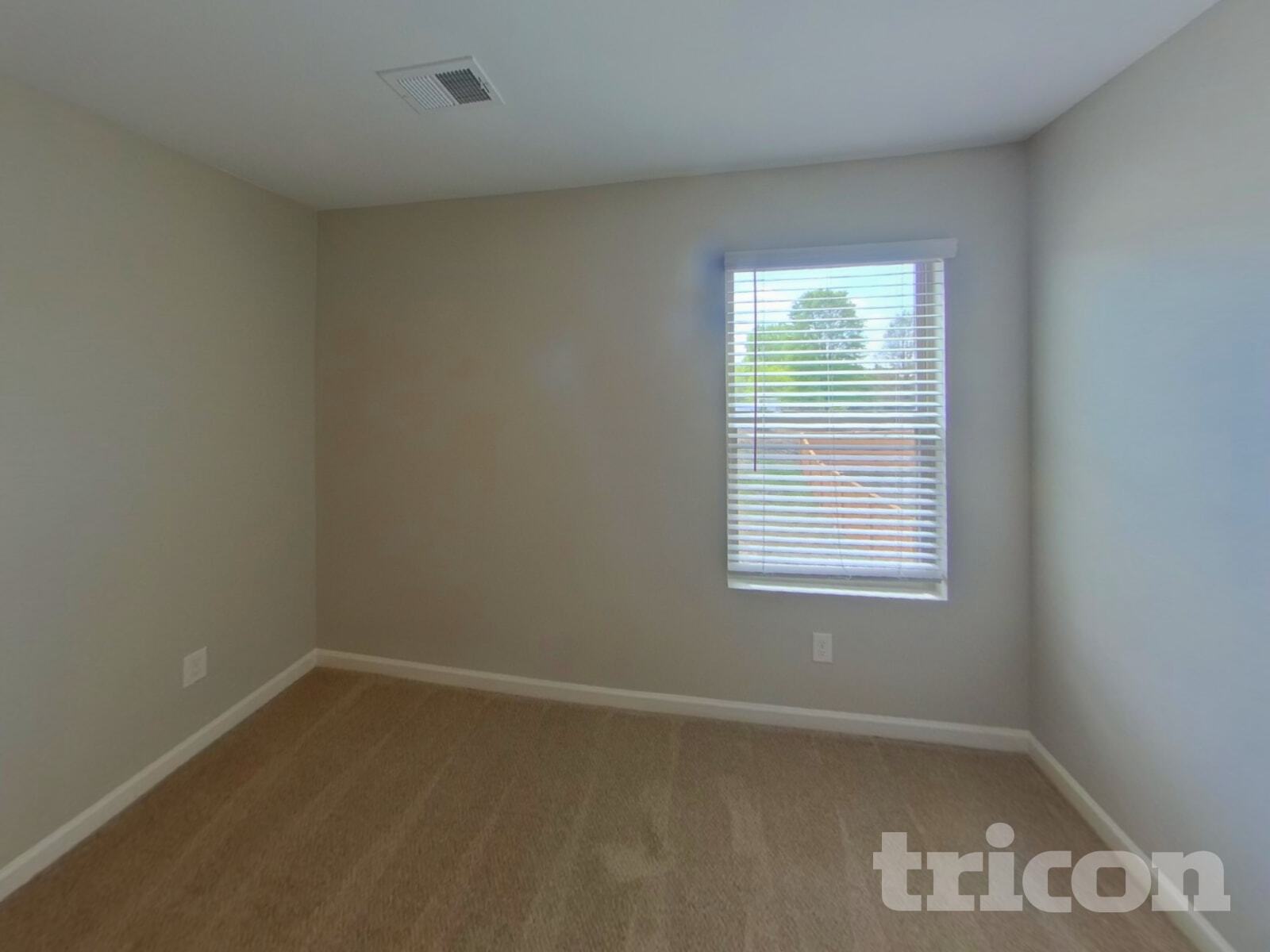 Building Photo - 1405 Veranda Ln