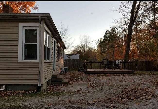 Primary Photo - 117 N Jefferson St