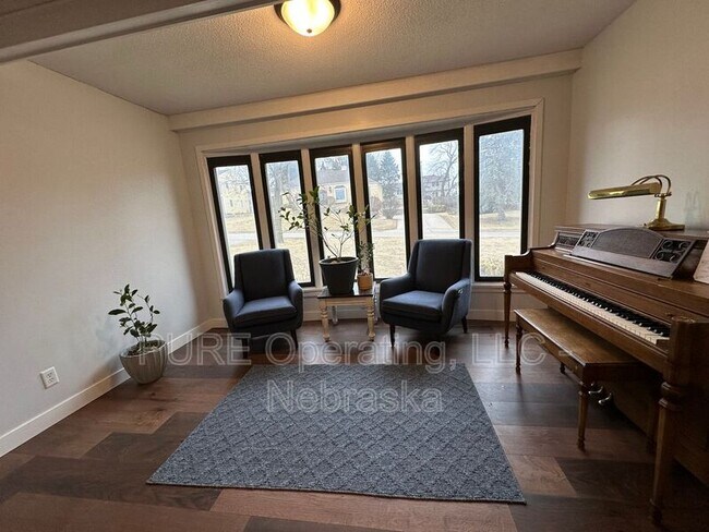 Building Photo - 12904 Marcy St