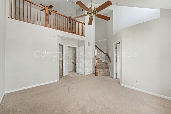 Building Photo - 716 Scarburgh Way