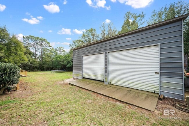 Building Photo - 34046 Widell Ave